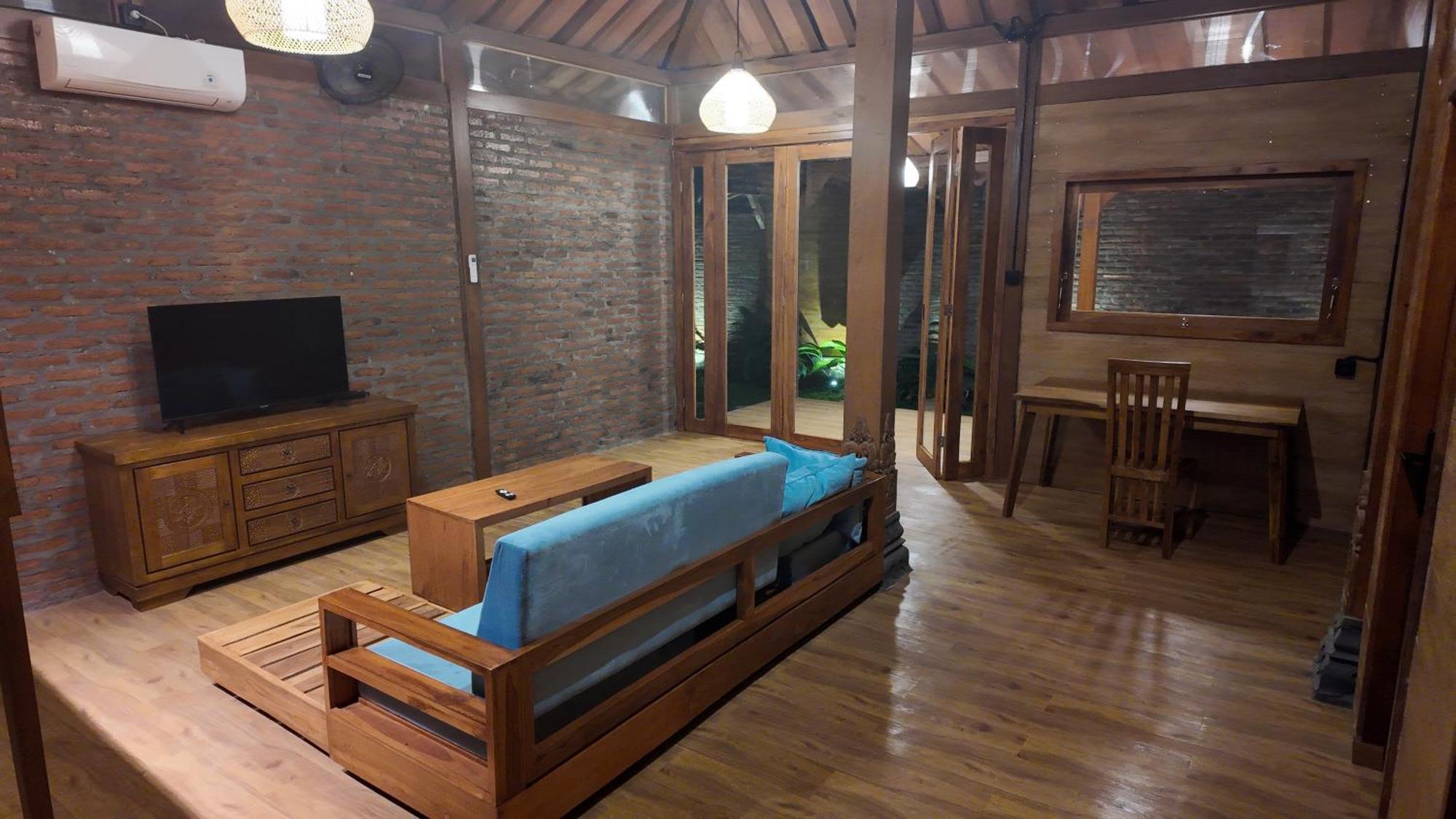 Вилла Private Joglo In Heart Of Sanur Номер фото